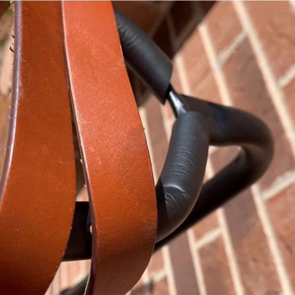 👀Dooney and Bourke Vintage Acrylic Tote Bag👀 - Picture 16 of 16